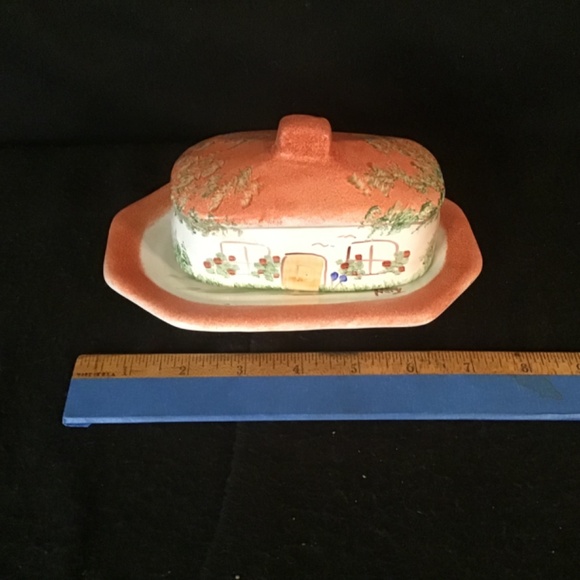 Rare Find- Butter Cheese Lidded Dish Pottery Hand Painted Cottagecore House. - Picture 10 of 11